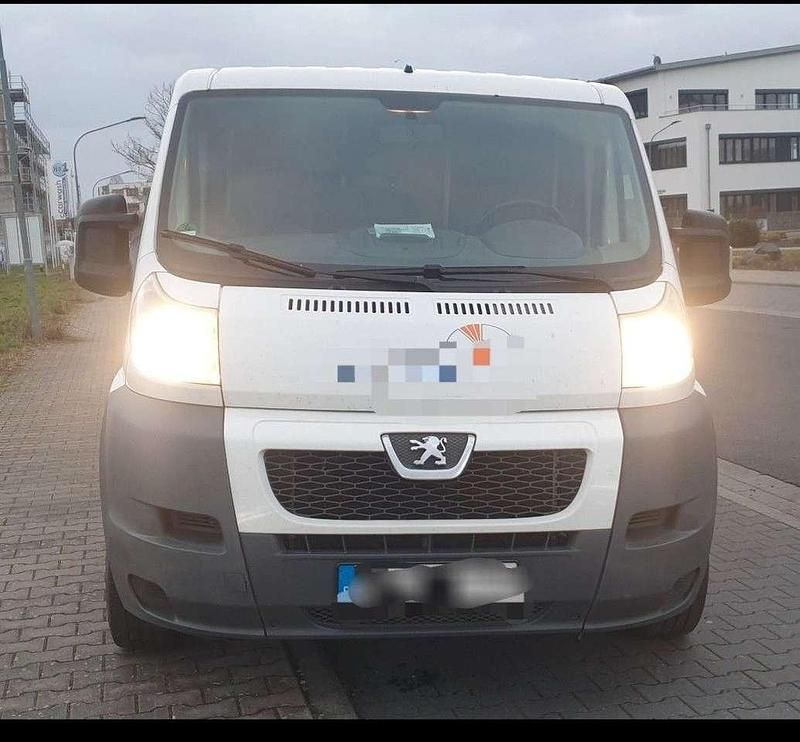 Weiß Gebraucht 2010 Peugeot Boxer Avantage Van | 4.590 € (Superpreis) - Bild 1/4
