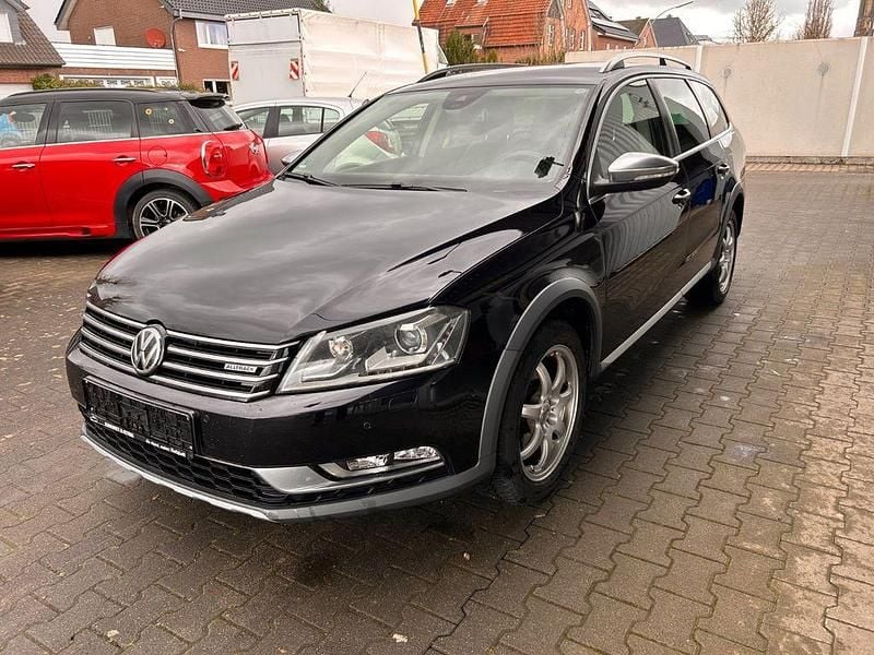 Gebraucht VW Passat Alltrack Basis 140 PS (102 kW) 2012 Schwarz Kombi