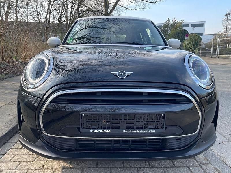 Gebraucht Mini Cooper Classic 136 PS (100 kW) 2021 Schwarz Kleinwagen