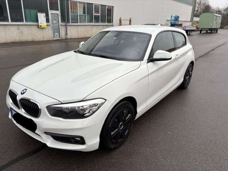 Weiß Gebraucht 2017 BMW 116 Kleinwagen | 10.900 € (Guter Preis) - Bild 1/4