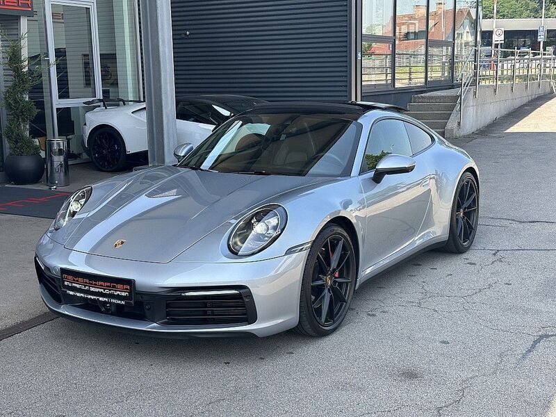 Silber Gebraucht 2019 Porsche 911 Carrera 4 Coupé | 124.990 € (Fairer Preis) - Bild 1/4