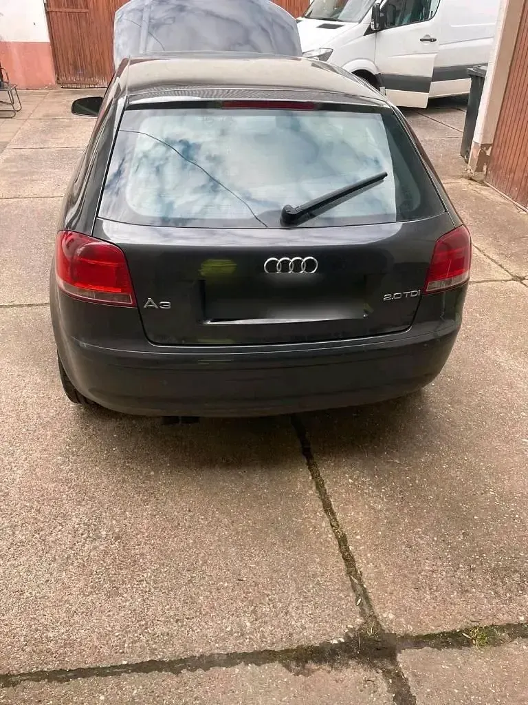 Second-hand Audi A3 140 CP (102 kW) 2004 Negru Hatchback
