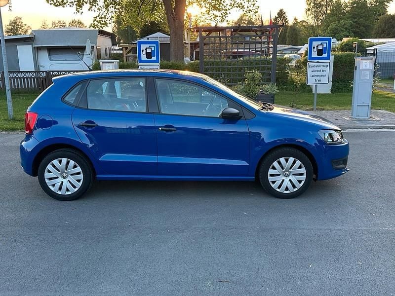 Gebraucht VW Polo 65 PS (47 kW) 2009 Blau Kleinwagen