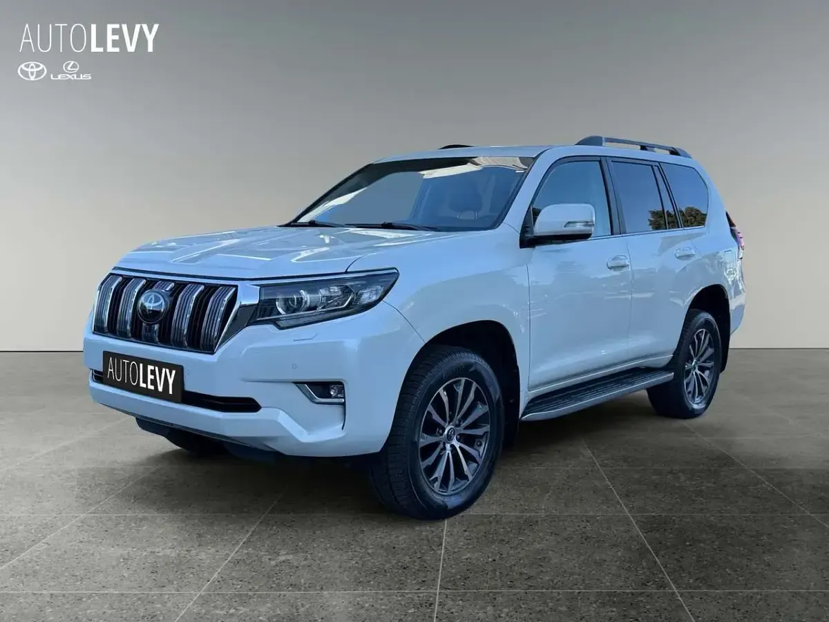 Gebraucht Toyota Land Cruiser Executive 177 PS (130 kW) 2019 Weiß SUV