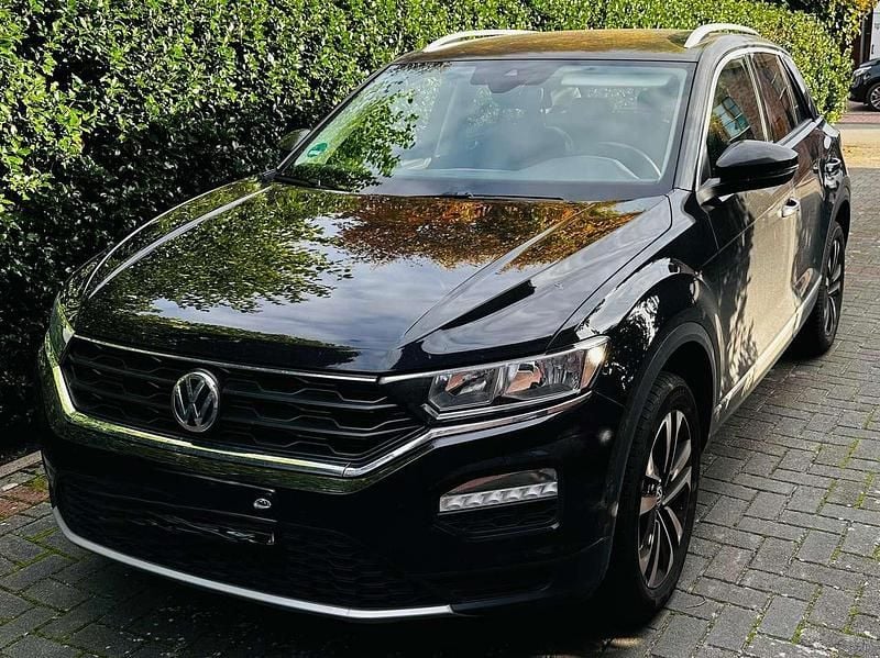 Schwarz Gebraucht 2020 VW T-Roc IQ Drive SUV | 19.990 € (Guter Preis) - Bild 1/4