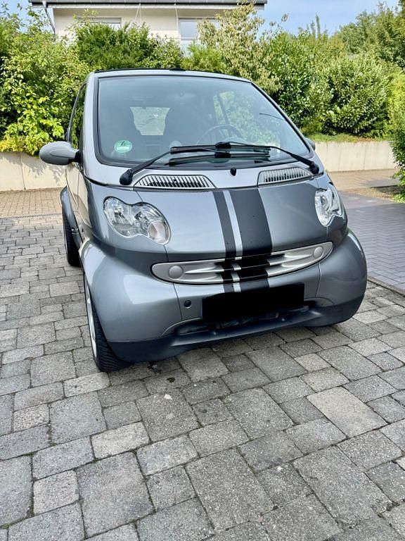 Grau Gebraucht 2001 Smart ForTwo Cabrio Passion Cabrio | 1.499 € (Fairer Preis) - Bild 1/4