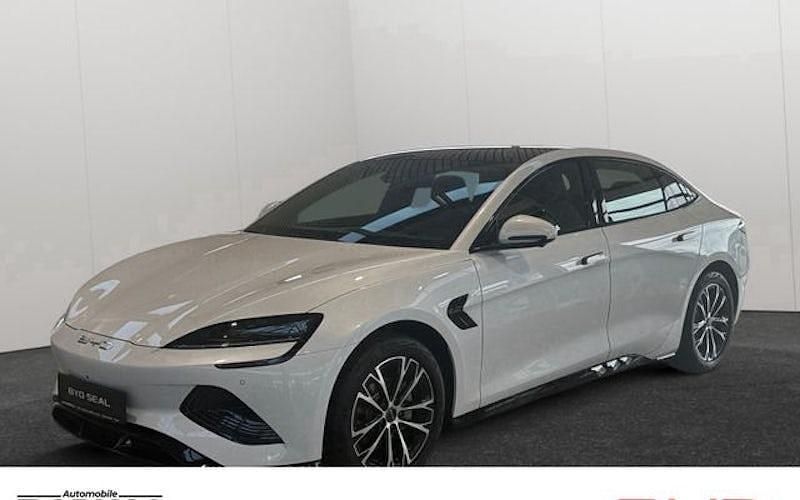 Gebraucht BYD Seal Comfort 169 kW (231 PS) 2025 Weiß Limousine