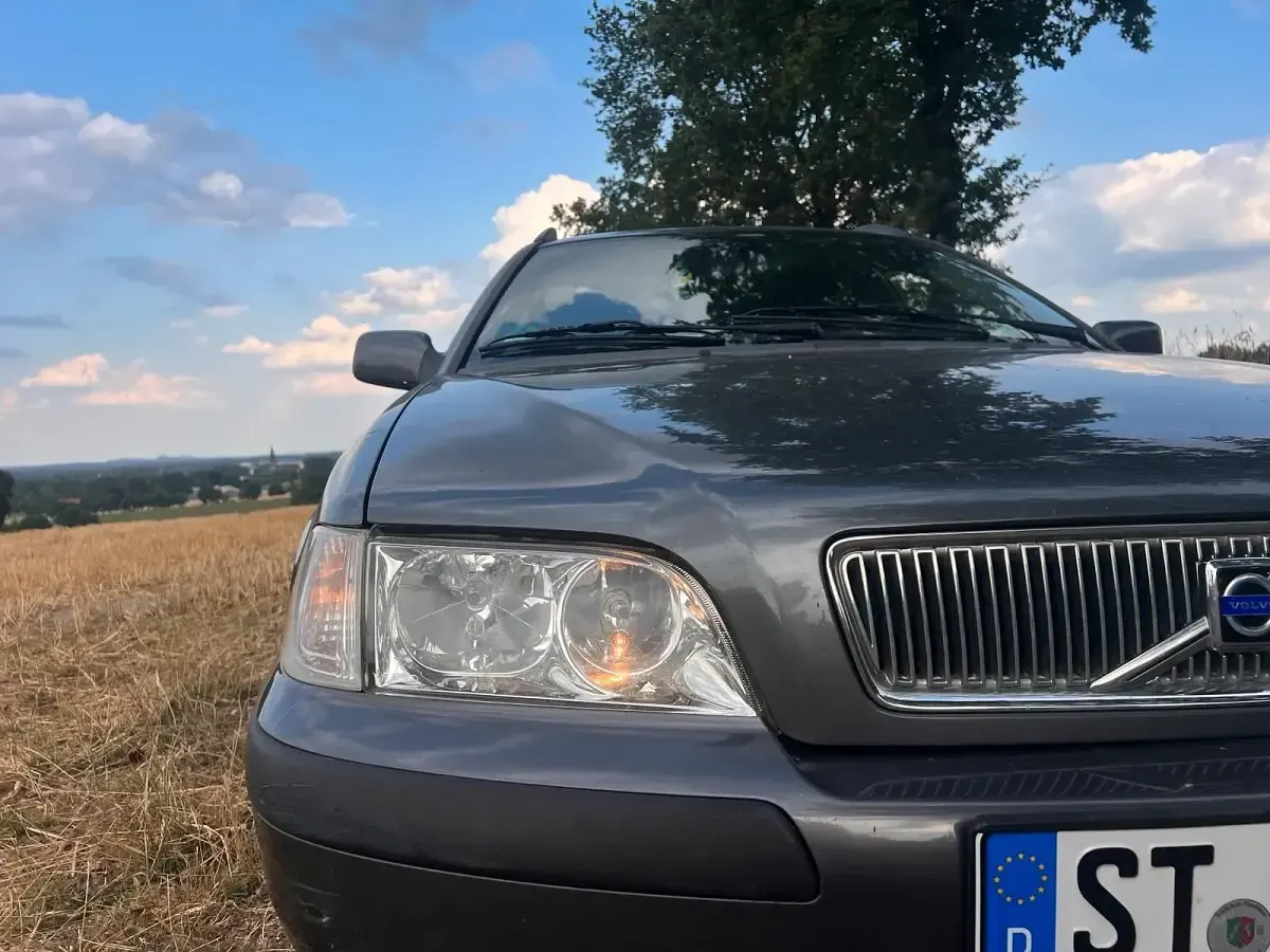 Gebraucht Volvo V40 97 PS (71 kW) 2004 Grau Kombi