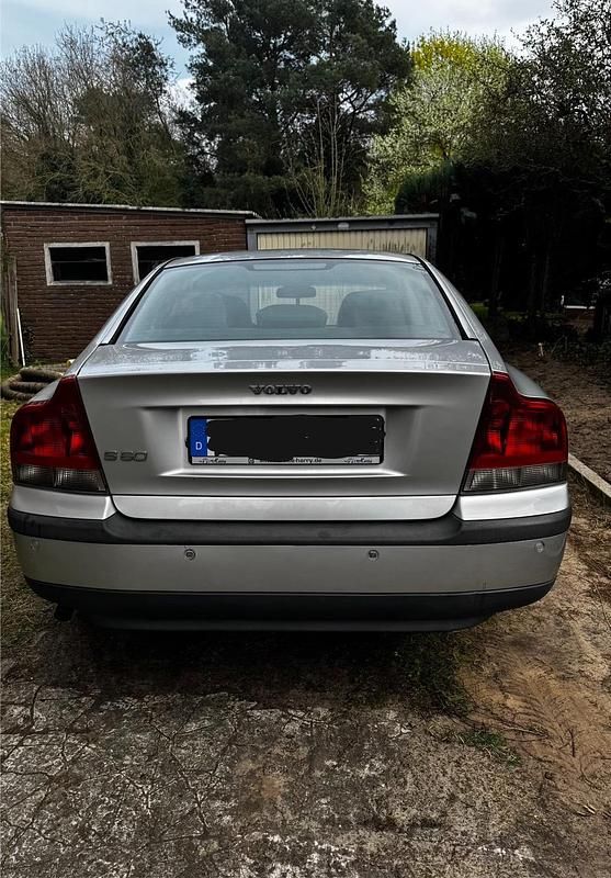 Second-hand Volvo S60 2004 Argintiu Berlinǎ