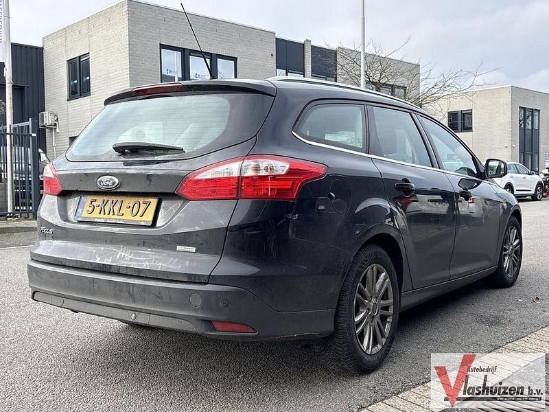 Gebraucht Ford Focus Titanium 101 PS (74 kW) 2013 Schwarz Kombi