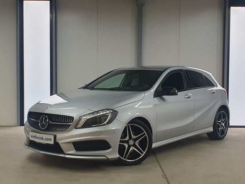 Grau Gebraucht 2015 Mercedes A180 Ambition Limousine | 18.121 € (Teuer) - Bild 1/4