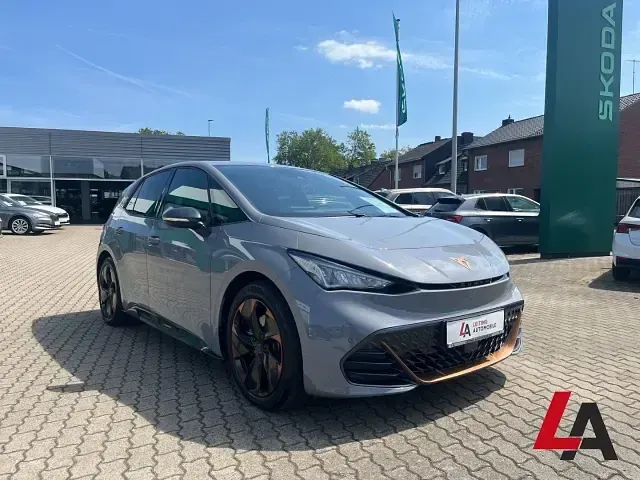 Gebraucht Cupra Born 150 kW (204 PS) 2024 Grau Kleinwagen