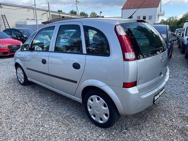Gebraucht Opel Meriva Cosmo 101 PS (74 kW) 2004 Silber Van / Kleinbus