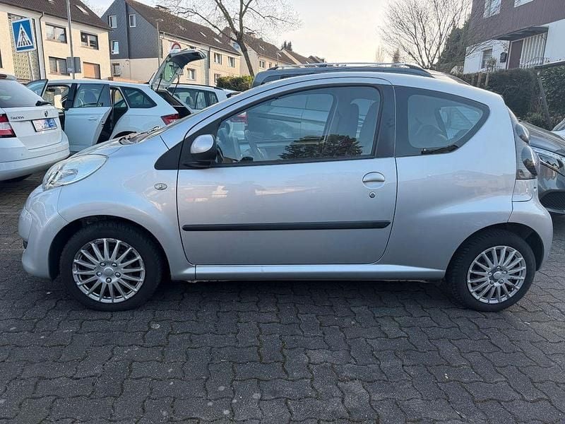 Gebraucht Citroën C1 Style 68 PS (50 kW) 2010 Silber Kleinwagen