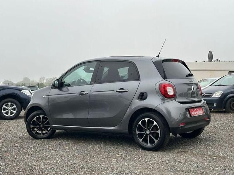 Gebraucht Smart ForFour 90 PS (66 kW) 2017 Grau Kleinwagen