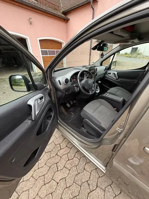 Gebraucht Citroën e-Berlingo 120 PS (88 kW) 2018 Braun Van / Kleinbus