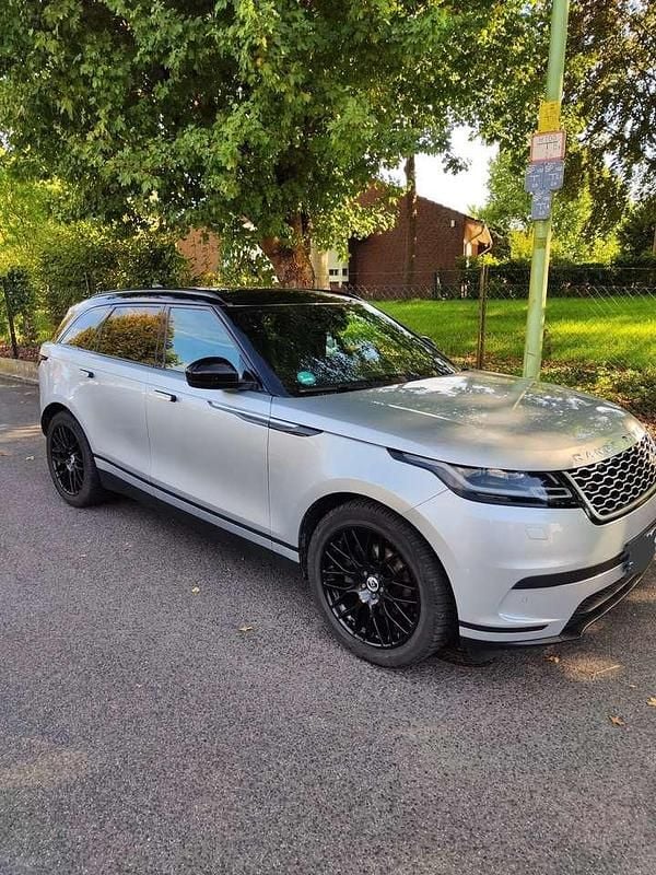 Silber Gebraucht 2018 Land Rover Range Rover Velar SUV | 26.800 € (Guter Preis) - Bild 1/4