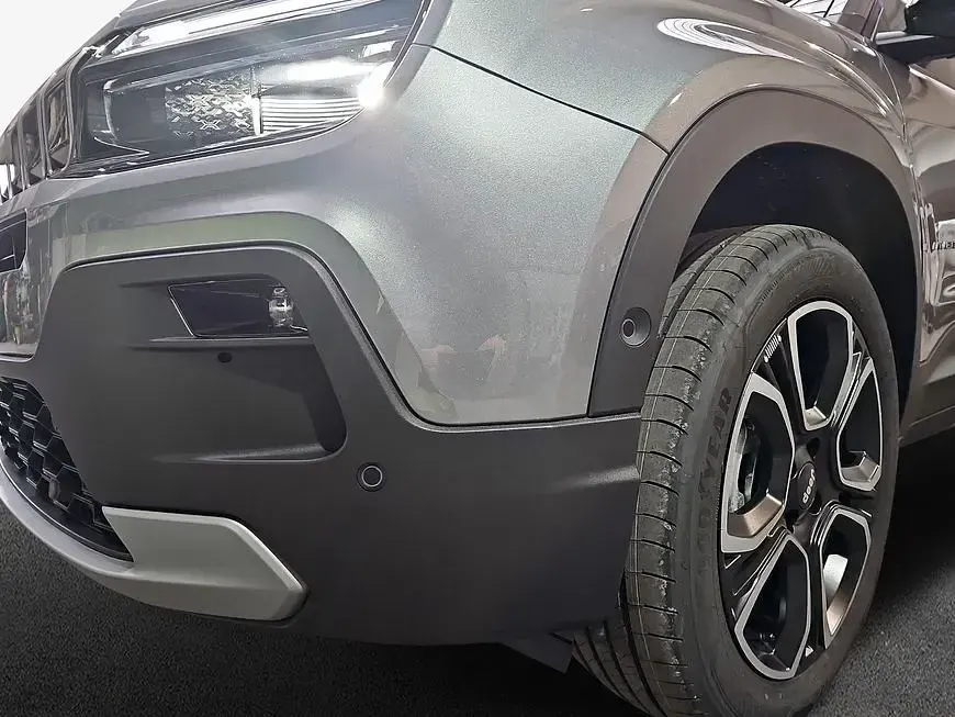 Gebraucht Jeep Avenger Summit 101 PS (74 kW) 2024 Granite grey (metallic) SUV