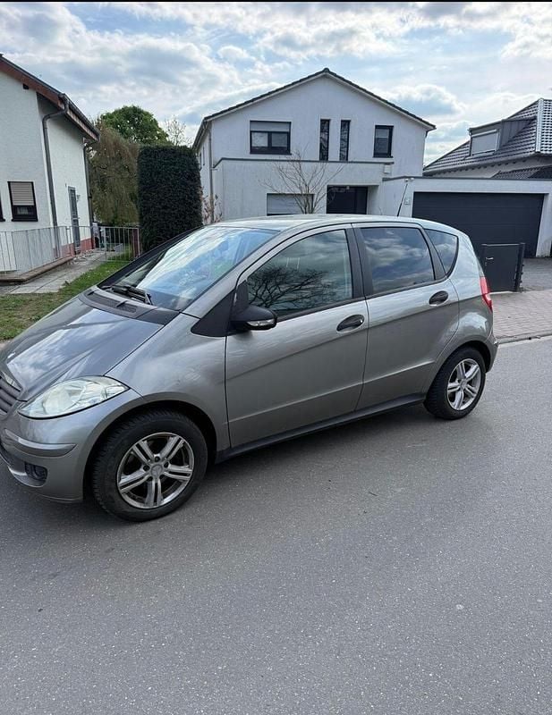 Gebraucht Mercedes A150 Elegance 95 PS (69 kW) 2005 Grau Kleinwagen