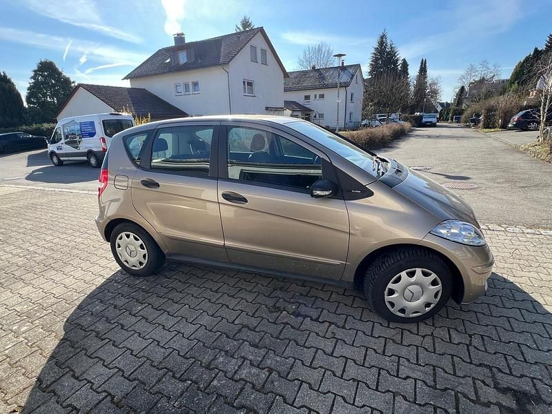 Gebraucht Mercedes A170 115 PS (84 kW) 2004 Gold Kleinwagen