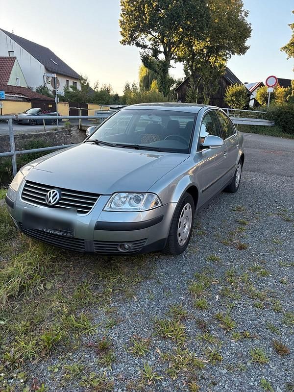 Gebraucht 2004 VW Passat Limousine | 1.200 € (Superpreis) - Bild 1/4