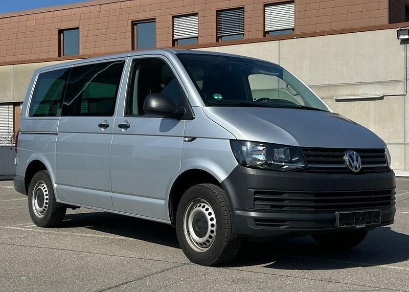 Gebraucht VW Transporter 102 PS (75 kW) 2019 Silber Van