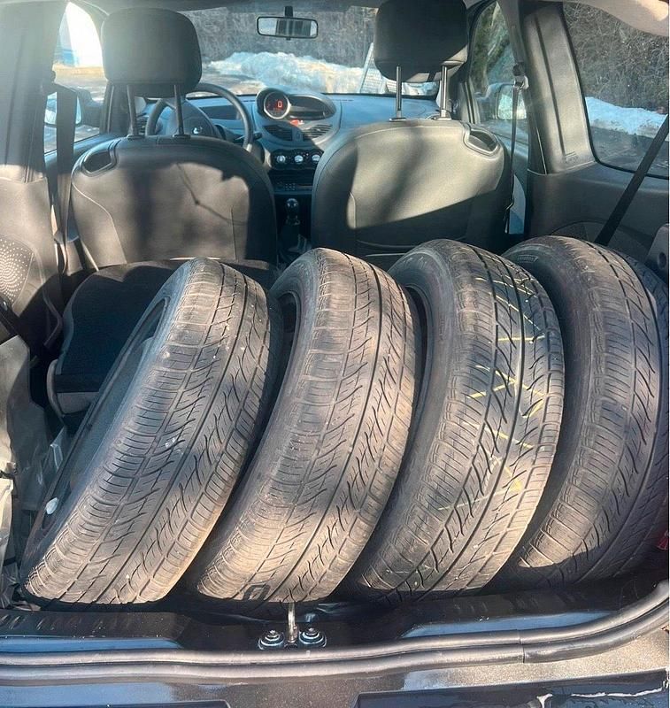 Gebraucht Renault Twingo 55 PS (40 kW) 2010 Schwarz Kleinwagen