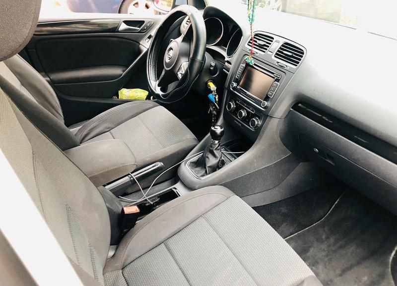 Blau Gebraucht 2009 VW Golf VI Kleinwagen | 5.299 € (Fairer Preis) - Bild 1/4