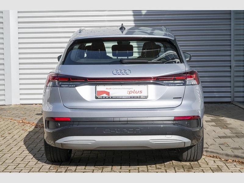 Gebraucht Audi Q4 e-tron Advanced 210 kW (286 PS) 2025 Florettsilber metallic SUV
