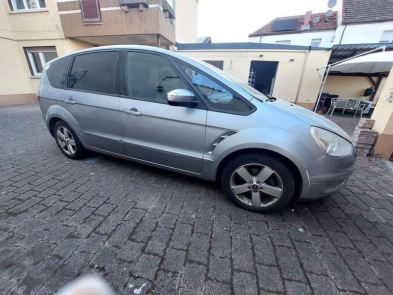 Gebraucht Ford Galaxy Trend 140 PS (102 kW) 2007 Silber Van / Kleinbus