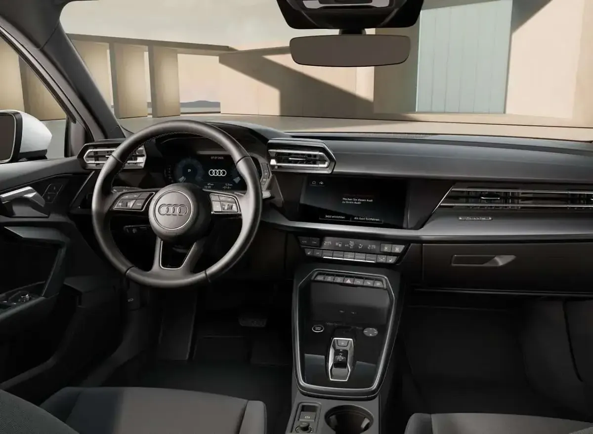 Neu Audi A3 Ambiente 204 PS (150 kW) 2025 Arkonaweiß SUV