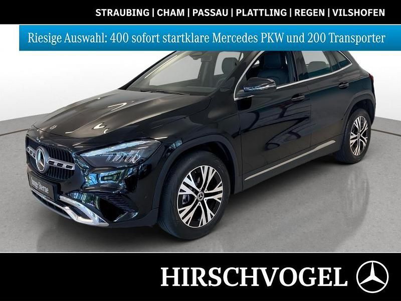 Metalliclack kosmosschwarz Gebraucht 2024 Mercedes GLA180 Progressive SUV | 34.980 € (Guter Preis) - Bild 1/4