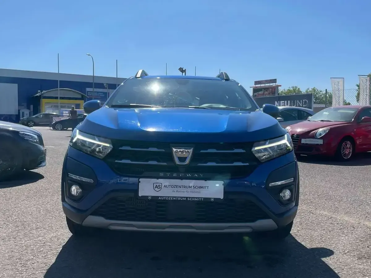 Gebraucht Dacia Sandero Comfort 91 PS (66 kW) 2022 Blau Kleinwagen