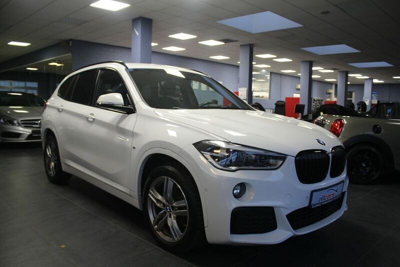 Weiß Gebraucht 2019 BMW X1 Sport Line SUV | 21.980 € (Fairer Preis) - Bild 1/4