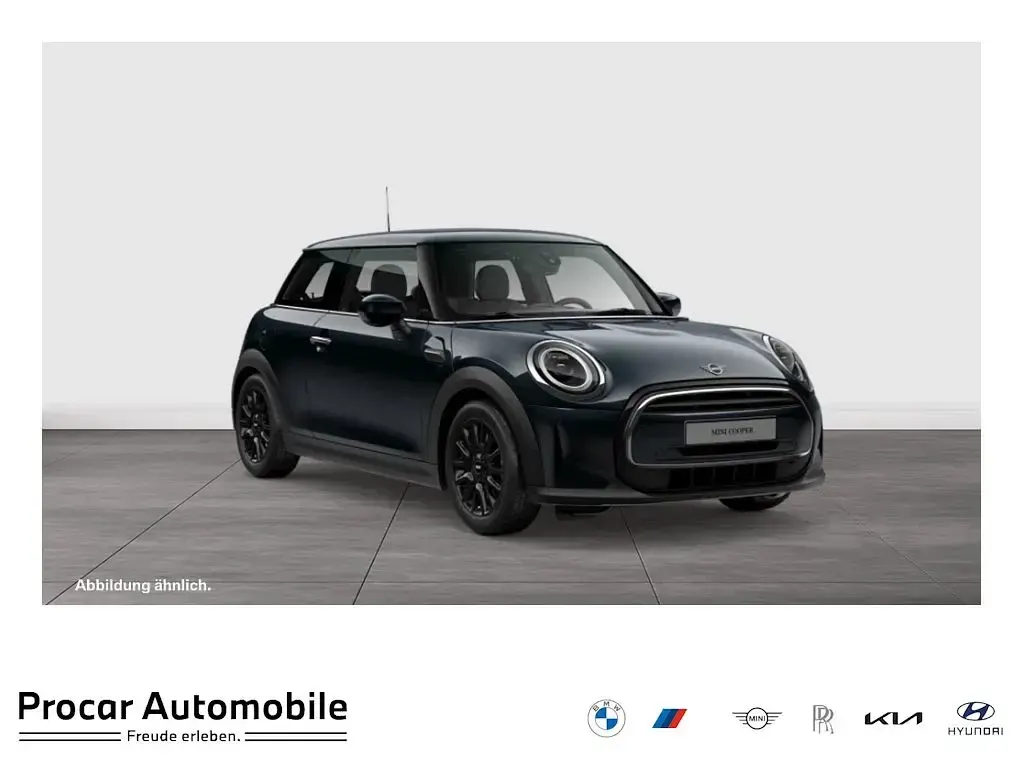 Używany Mini Cooper Classic 136 KM (100 kW) 2023 Hatchback
