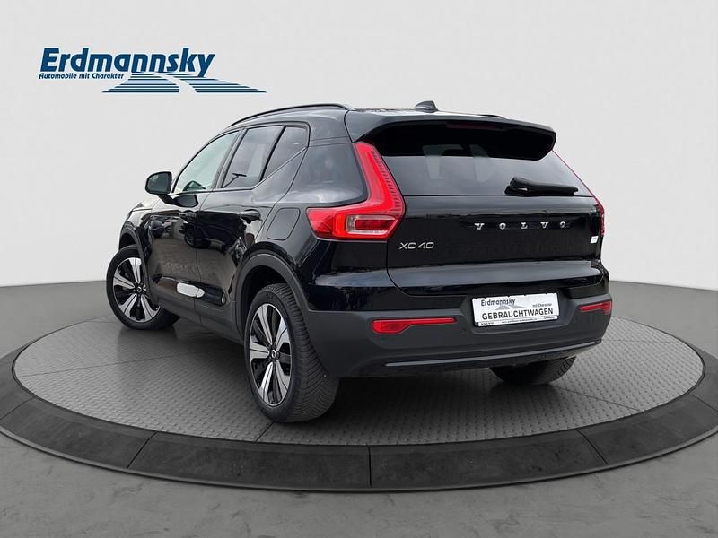 Gebraucht Volvo XC40 Plus 169 kW (231 PS) 2022 Onyx black (schwarz) SUV
