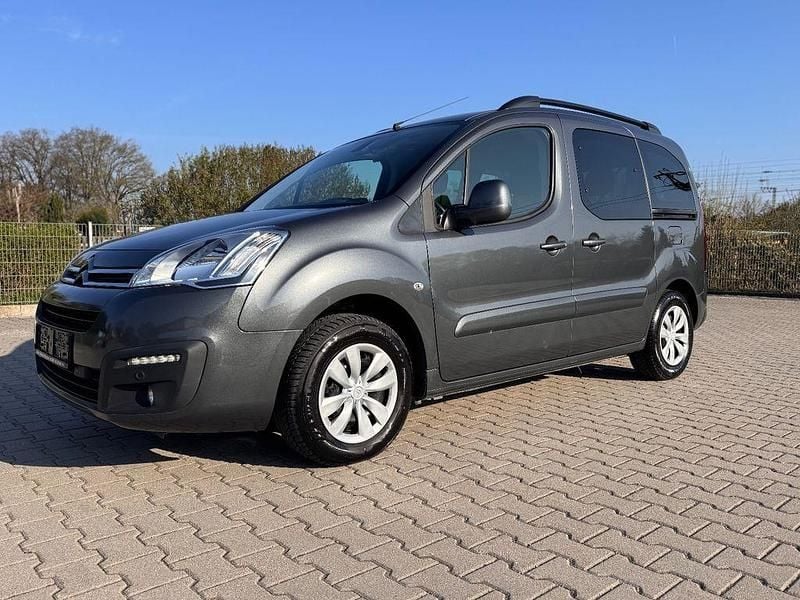 Second-hand Citroën Berlingo Shine 120 CP (88 kW) 2015 Gri Monovolum