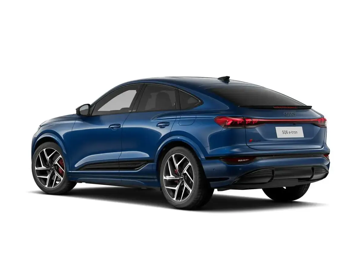 Second-hand Audi SQ6 e-tron 359 kW (489 CP) 2025 Albastru SUV