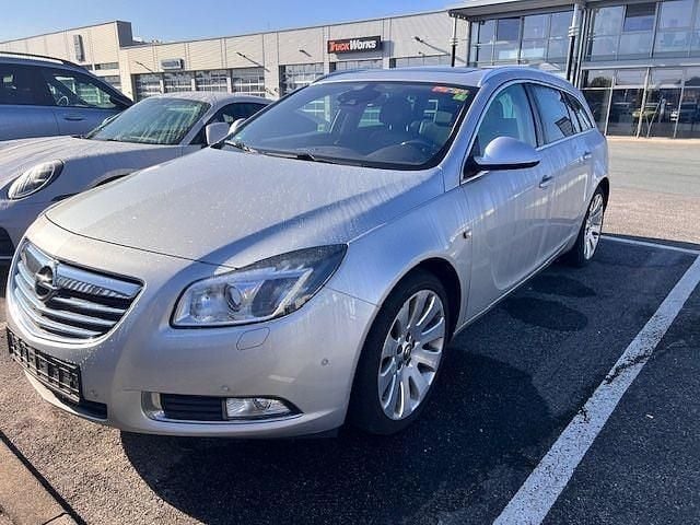 Silber Gebraucht 2012 Opel Insignia Sport Kombi | 3.900 € (Guter Preis) - Bild 1/4