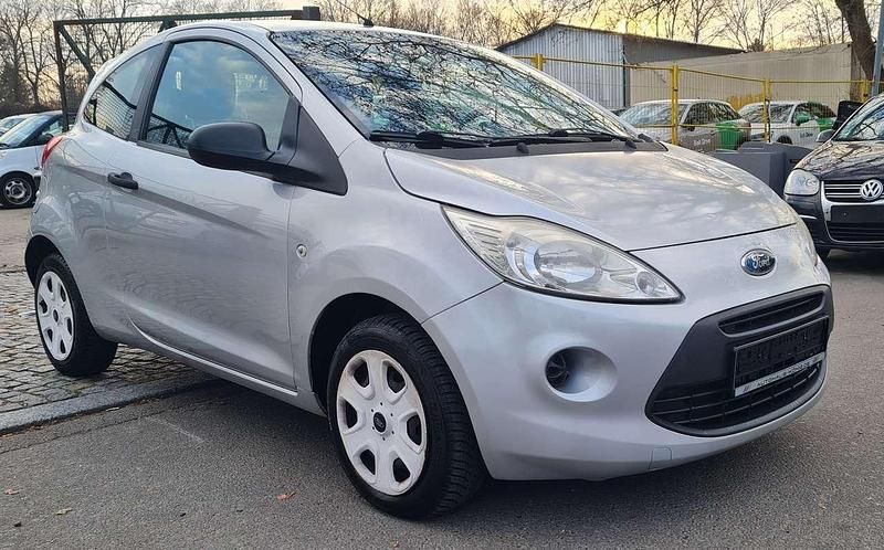 Rot Gebraucht 2009 Ford Ka Trend Kleinwagen | 1.499 € (Guter Preis) - Bild 1/4