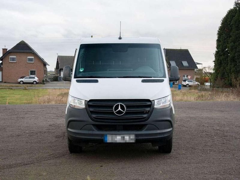 Gebraucht Mercedes Sprinter 163 PS (119 kW) 2021 Weiß Van