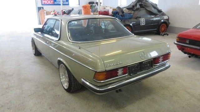 Gebraucht Mercedes 280 185 PS (136 kW) 1980 Grün