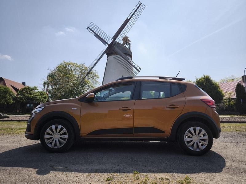 Gebraucht Dacia Sandero 101 PS (74 kW) 2022 Orange Kleinwagen