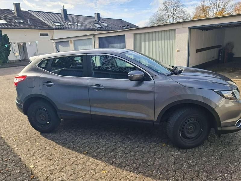 Gebraucht Nissan Qashqai Acenta 116 PS (85 kW) 2016 SUV