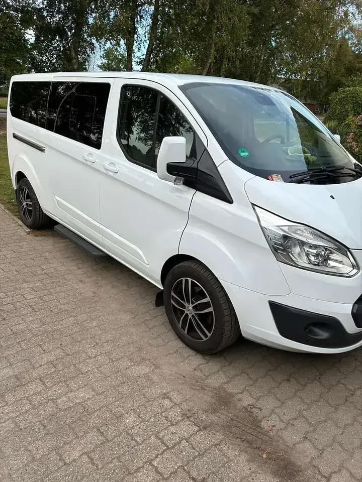 Gebraucht Ford Tourneo Custom 170 PS (125 kW) 2017 Weiß Van