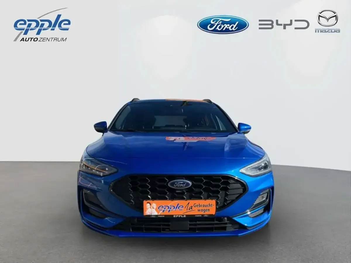 Gebraucht Ford Focus ST-Line 155 PS (114 kW) 2023 Desert island blue Kombi