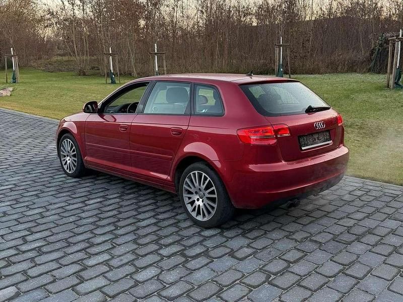 Gebraucht Audi A3 160 PS (117 kW) 2009 Rot Limousine