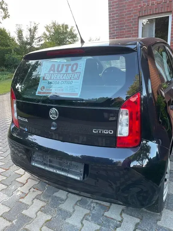 Gebraucht Skoda Citigo Active 60 PS (44 kW) 2012 Schwarz Kleinwagen