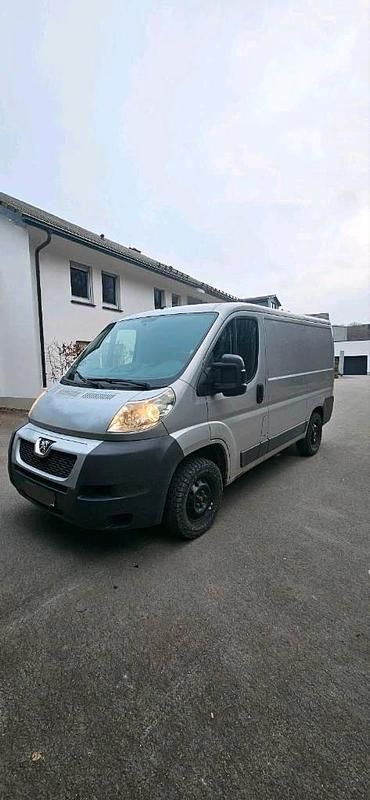 Gebraucht Peugeot Boxer 110 PS (80 kW) 2013 Silber Van