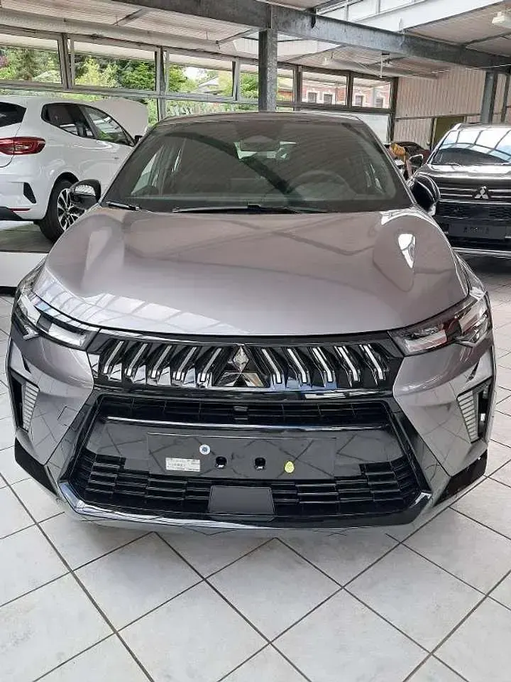 Neu Mitsubishi Grandis Diamant Edition 141 PS (103 kW) 2026 Anthrazitgrau SUV